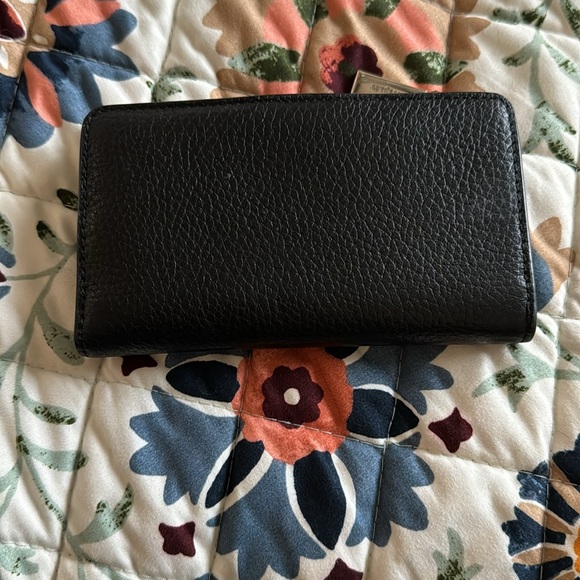 Kate Spade Wallet - Picture 2 of 5